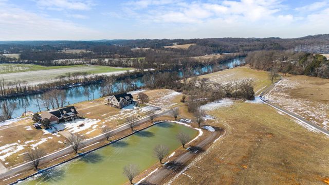 759 Pinhook Road, Calhoun, TN 37309