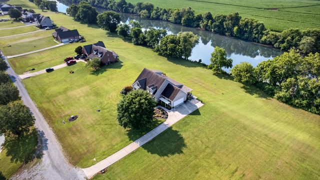 759 Pinhook Road, Calhoun, TN 37309