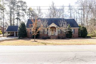 416 Country Club Dr., Johnsonville, SC 29555