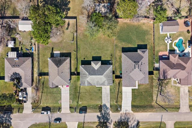 6622 Dillon Drive, Magnolia, TX 77354