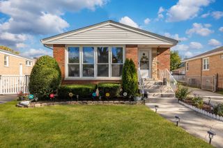 4856 Wick Drive, Oak Lawn, IL 60453