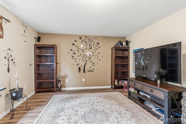 260 Trinity Drive, Castle Rock, WA 98611