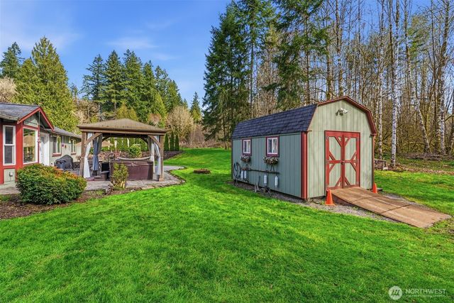 260 Trinity Drive, Castle Rock, WA 98611