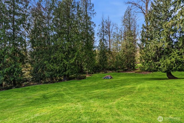 260 Trinity Drive, Castle Rock, WA 98611