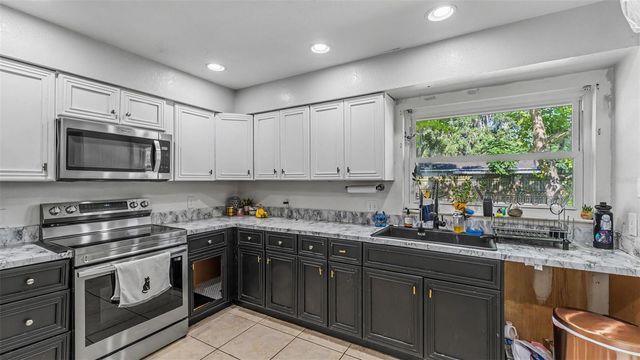 5060 STARLING DRIVE, Mulberry, FL 33860