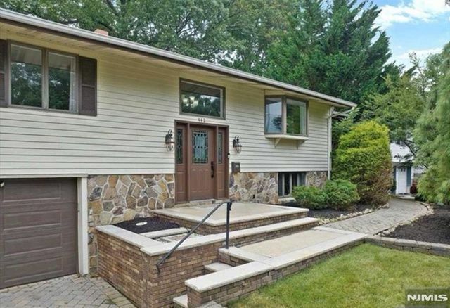 442 Wildwood Road, Northvale, NJ 07647