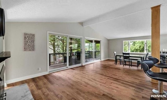 442 Wildwood Road, Northvale, NJ 07647