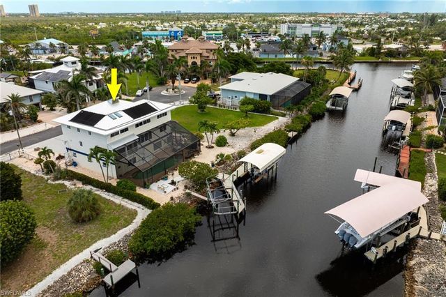 17911 Grey Heron CT, Fort Myers Beach, FL 33931