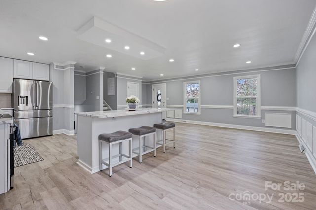 700 Braxfield Drive, Charlotte, NC 28217