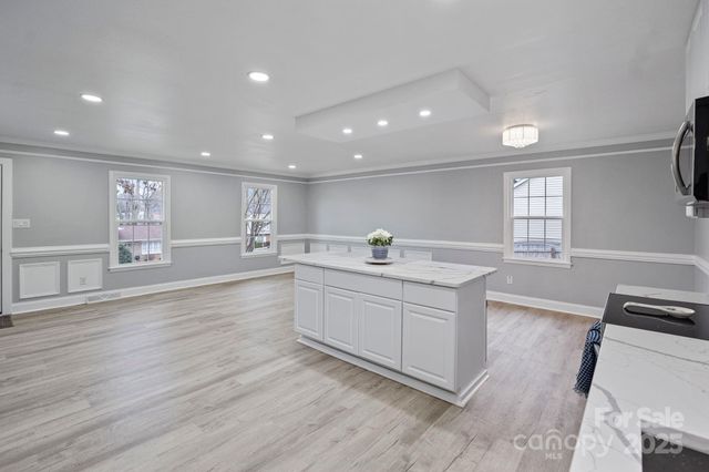 700 Braxfield Drive, Charlotte, NC 28217