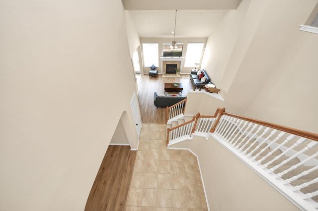 9006 Sunny Brook Lane, Pearland, TX 77584