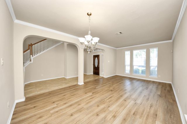 9006 Sunny Brook Lane, Pearland, TX 77584