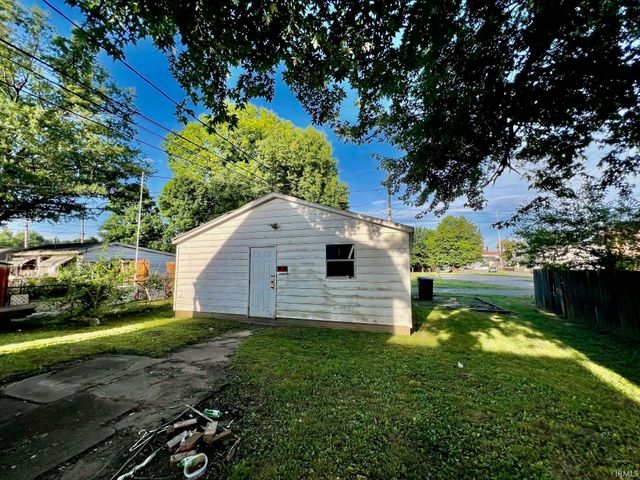 807 N Fourth Avenue, Evansville, IN 47710