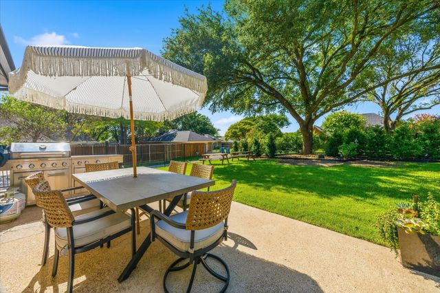 807 Lake Meadows Circle, Rockwall, TX 75087