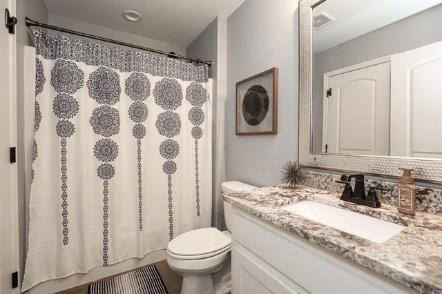 9025 DIAMOND RIDGE Drive, Benton, AR 72019