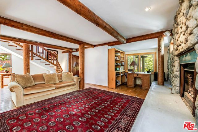 454 N East Rustic Road, Santa Monica, CA 90402
