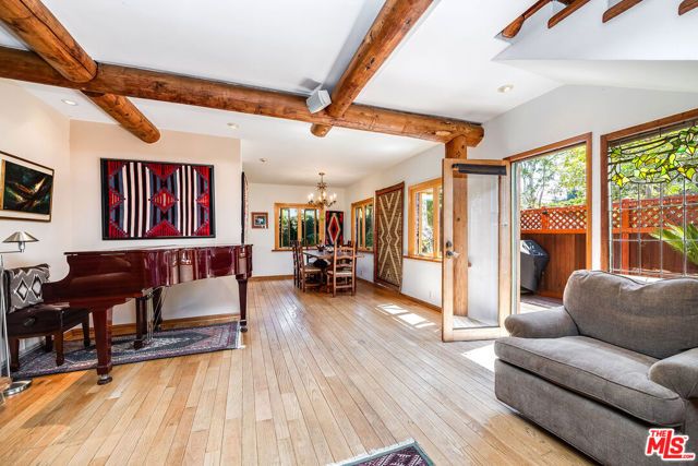 454 N East Rustic Road, Santa Monica, CA 90402