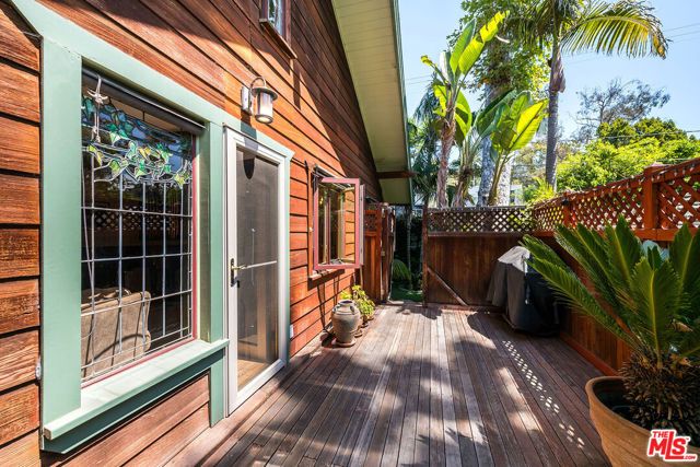 454 N East Rustic Road, Santa Monica, CA 90402