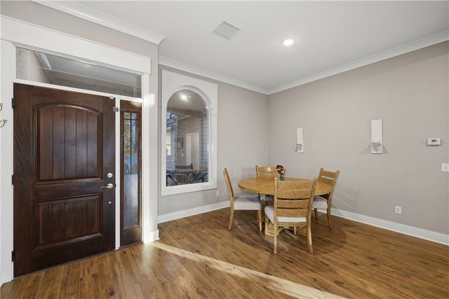 2 James Lane, Bella Vista, AR 72714