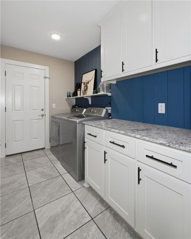 2 James Lane, Bella Vista, AR 72714