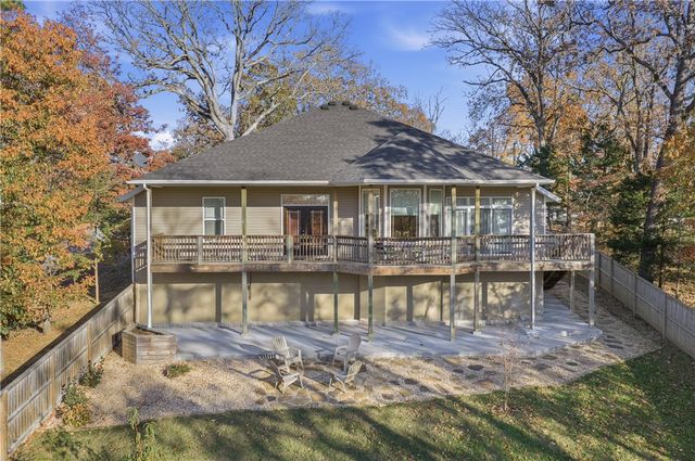 2 James Lane, Bella Vista, AR 72714