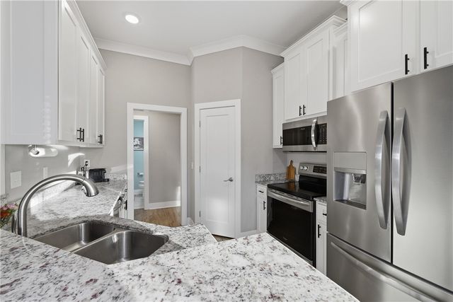 2 James Lane, Bella Vista, AR 72714