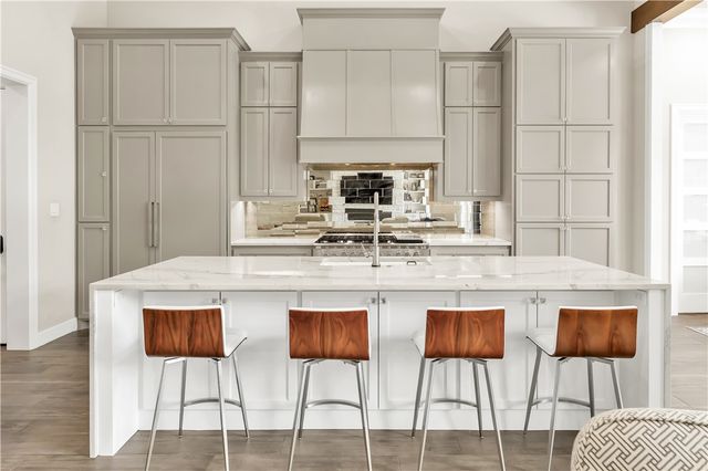 1411 Royal Adelade Drive, College Station, TX 77845