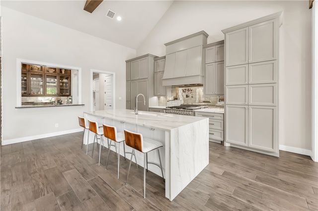 1411 Royal Adelade Drive, College Station, TX 77845