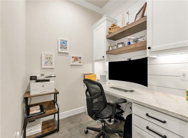 1411 Royal Adelade Drive, College Station, TX 77845