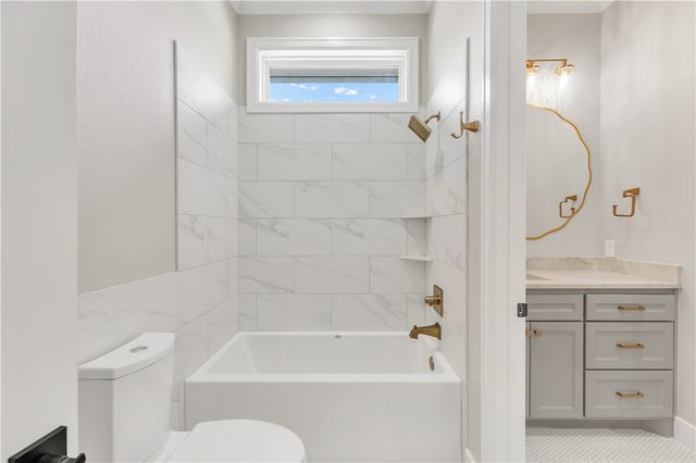 1411 Royal Adelade Drive, College Station, TX 77845