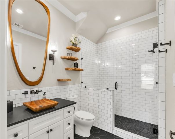 1411 Royal Adelade Drive, College Station, TX 77845