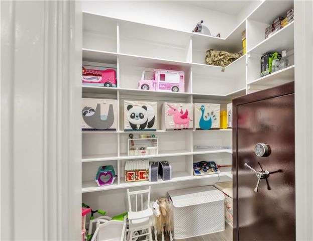 1411 Royal Adelade Drive, College Station, TX 77845