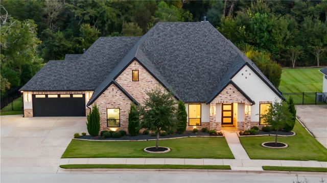 1411 Royal Adelade Drive, College Station, TX 77845