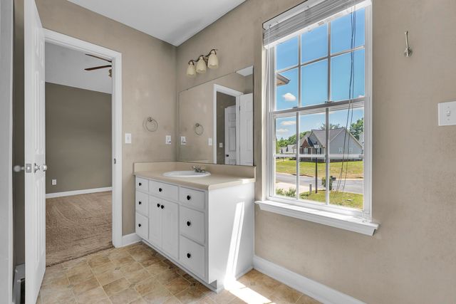 693 Cotton Branch Drive, Boiling Springs, SC 29316