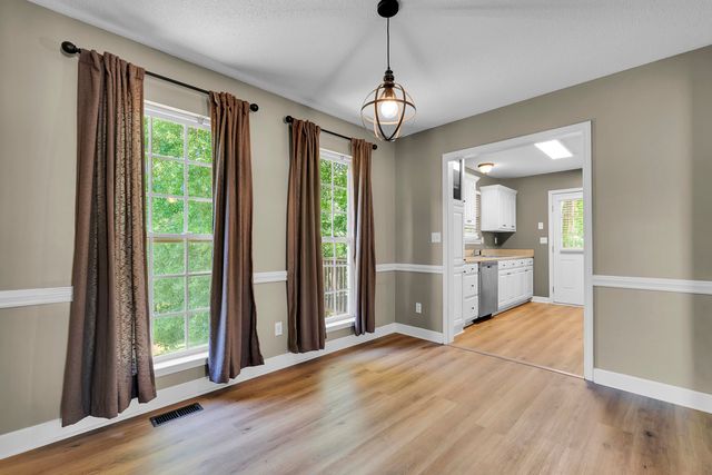 693 Cotton Branch Drive, Boiling Springs, SC 29316