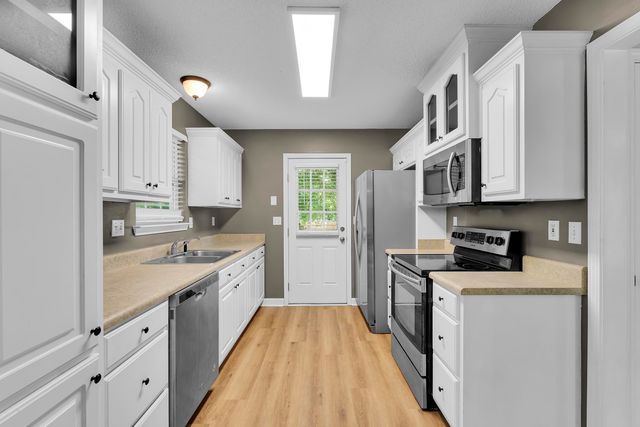 693 Cotton Branch Drive, Boiling Springs, SC 29316