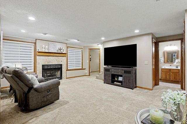 1313 N Manchester St, Wichita, KS 67212