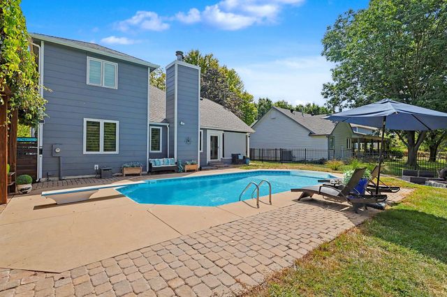 1313 N Manchester St, Wichita, KS 67212