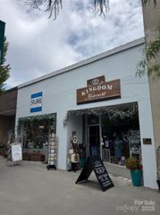 414 N Main Street, Hendersonville, NC 28792