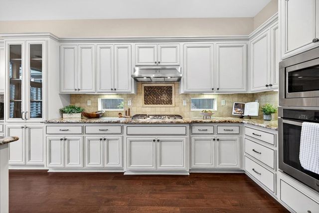 1409 W Colonial Pkwy, Roseville, CA 95661