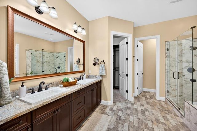 1409 W Colonial Pkwy, Roseville, CA 95661