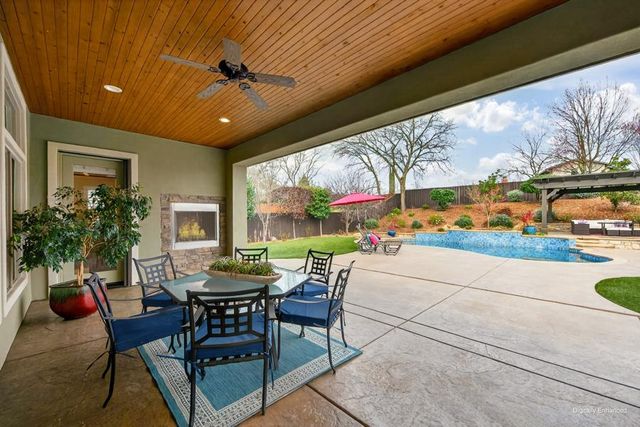 1409 W Colonial Pkwy, Roseville, CA 95661