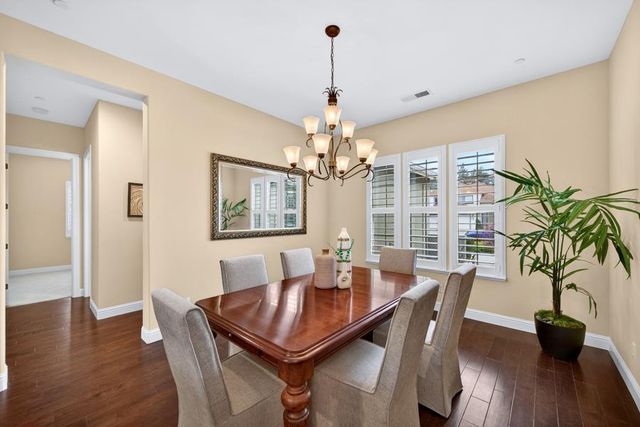 1409 W Colonial Pkwy, Roseville, CA 95661