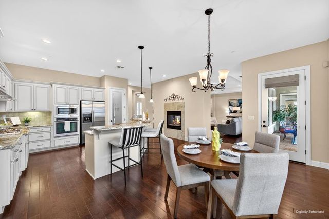 1409 W Colonial Pkwy, Roseville, CA 95661