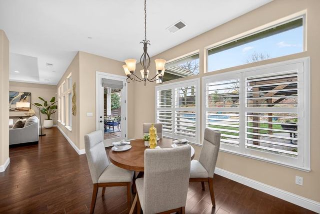 1409 W Colonial Pkwy, Roseville, CA 95661