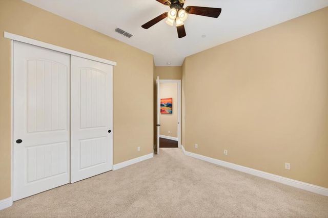 1409 W Colonial Pkwy, Roseville, CA 95661