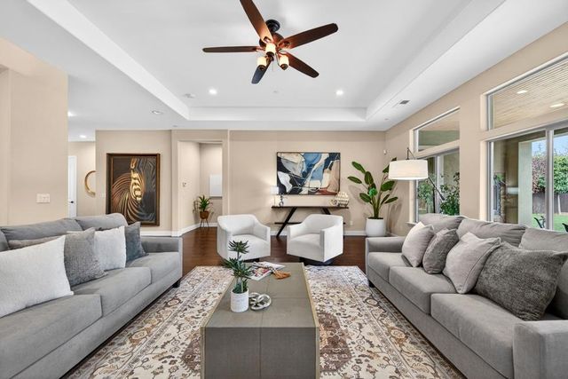 1409 W Colonial Pkwy, Roseville, CA 95661