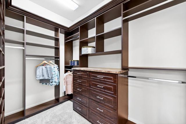 1409 W Colonial Pkwy, Roseville, CA 95661