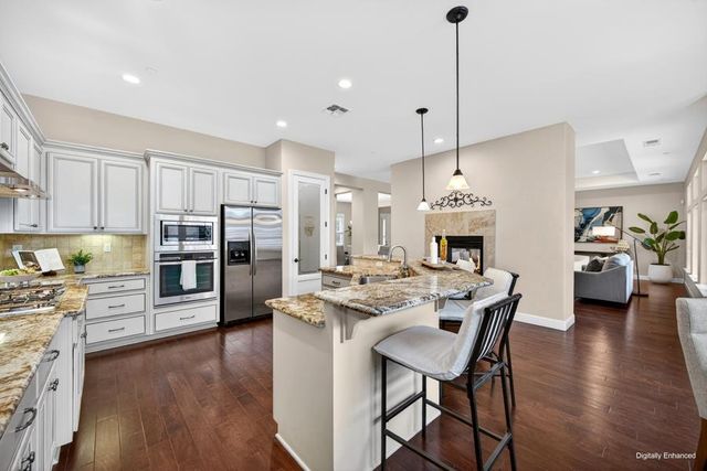 1409 W Colonial Pkwy, Roseville, CA 95661