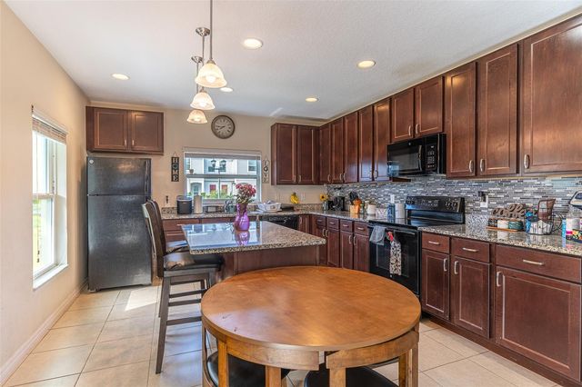 233 PRIMROSE DRIVE, Davenport, FL 33837